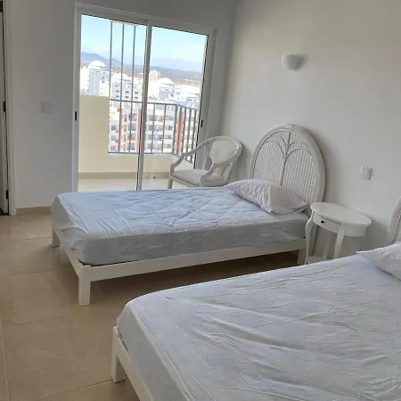 Appartement Com Grandes Terracos Em Frente A Portimão