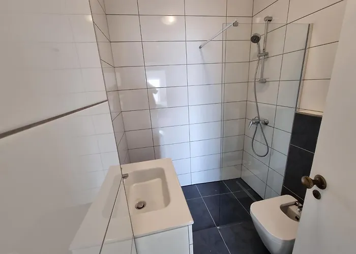 Appartement Com Grandes Terracos Em Frente A Portimão