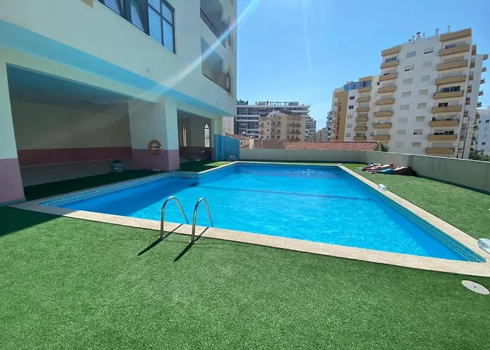 Appartement Com Grandes Terracos Em Frente A