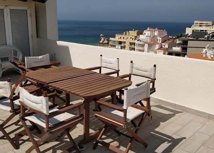 Com Grandes Terracos Em Frente A Appartement Portimão