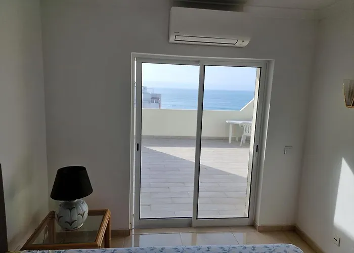 Appartement Com Grandes Terracos Em Frente A