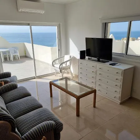 Appartement Com Grandes Terracos Em Frente A