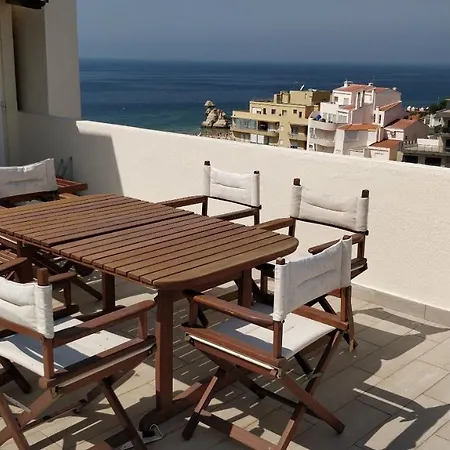 Com Grandes Terracos Em Frente A Appartement Portimão