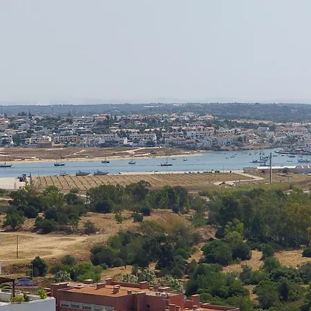 Appartement Com Grandes Terraços Em Frente A Portimão